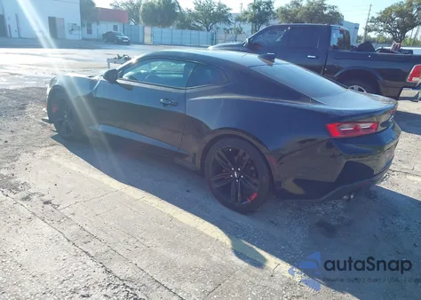 2018 Chevrolet Camaro 1Lt z USA, uszkodzony, nr VIN 1G1FB1RX7J0122214